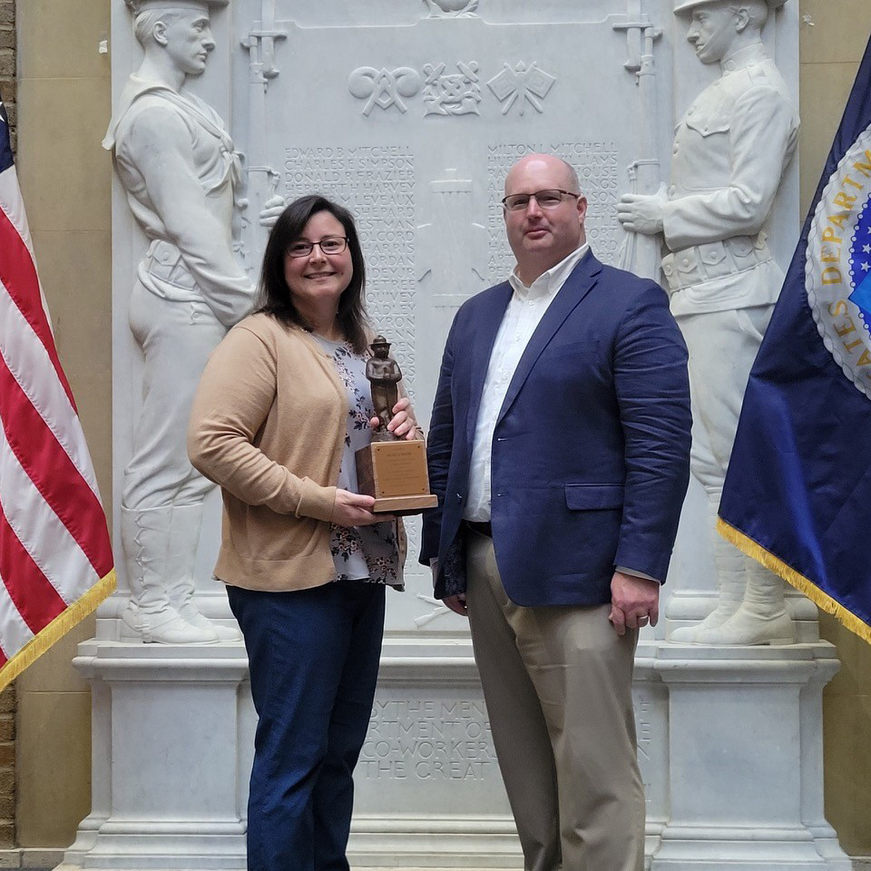 <p>&#160;<span>Michelle Moore, Texas A&amp;M Forest Service Forester, received a bronze
Smokey Bear award today in recognition of her efforts to create a first-of-its-kind
<a>wildfire prevention resource guide.&#160;</a></span></p>