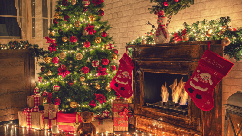 Christmas Tree Title Square 2